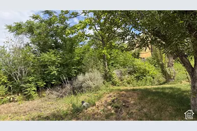 517 E 1400 N, Centerville, UT 84014 - Photo 32