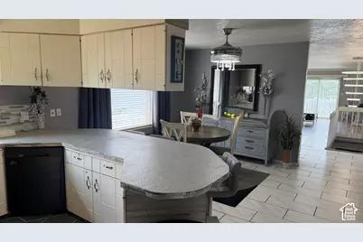 517 E 1400 N, Centerville, UT 84014 - Photo 6