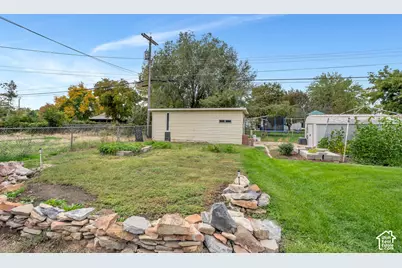 940 S 100 W, Orem, UT 84057 - Photo 16