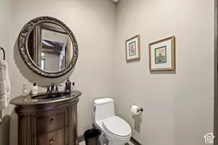 2351 E Royal Ln, Cottonwood Heights, UT 84093 - Photo 22