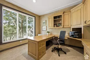 2351 E Royal Ln, Cottonwood Heights, UT 84093 - Photo 4