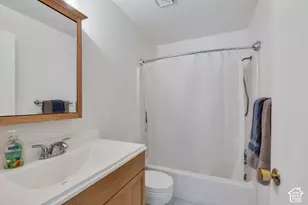 1206 E Waterside Cv, Midvale, UT 84047 - Photo 8