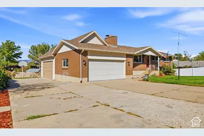 9626 S Flint Dr, Sandy, UT 84094 - Photo 4