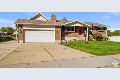 9626 S Flint Dr, Sandy, UT 84094 - Photo 2