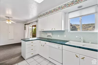 1345 E Lester Dr, South Weber, UT 84405 - Photo 10