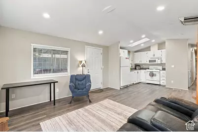 4641 S Mount Baldy Dr W, Taylorsville, UT 84123 - Photo 4