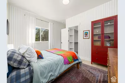 881 W 200 S, Provo, UT 84601 - Photo 16