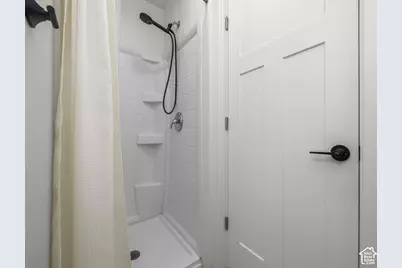 881 W 200 S, Provo, UT 84601 - Photo 18