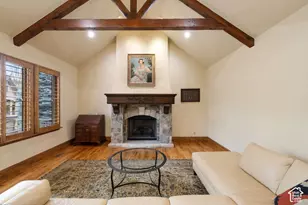 3168 E Bavarian Ct, Sandy, UT 84093 - Photo 10