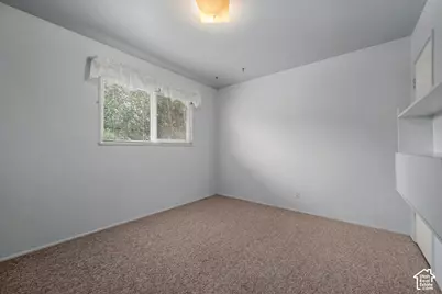 690 N 120 E, Orem, UT 84057 - Photo 14