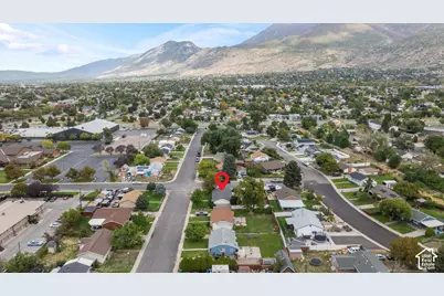 690 N 120 E, Orem, UT 84057 - Photo 32