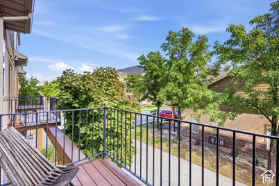 872 N Farmington Xing, Farmington, UT 84025 - Photo 6