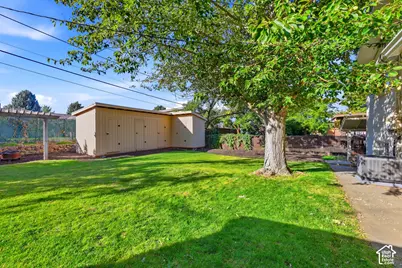 1520 E 7380 S, Cottonwood Heights, UT 84121 - Photo 22