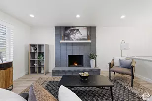 1520 E 7380 S, Cottonwood Heights, UT 84121 - Photo 4