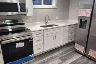 920 W 600 N, Salt Lake City, UT 84116 - Photo 2
