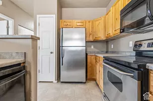 12802 S Timber Run Dr, Riverton, UT 84065 - Photo 6