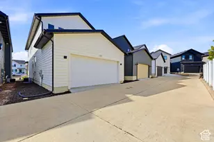 1281 N Village Trl W, Park City, UT 84098 - Photo 32