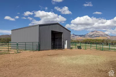 16 N Porcupine Ln, La Sal, UT 84530 - Photo 34