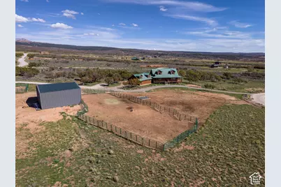 16 N Porcupine Ln, La Sal, UT 84530 - Photo 24