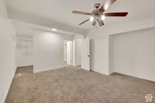 360 E 400 N, Centerville, UT 84014 - Photo 14