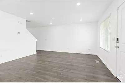 712 W 1870 S #1029, Provo, UT 84601 - Photo 6