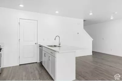 712 W 1870 S #1029, Provo, UT 84601 - Photo 10