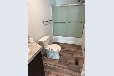 680 N Main St #D19, Kaysville, UT 84037 - Photo 10