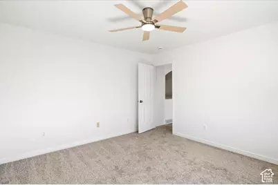 1045 W 400 S, Layton, UT 84041 - Photo 14