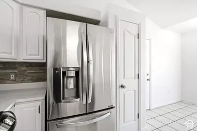 1045 W 400 S, Layton, UT 84041 - Photo 6