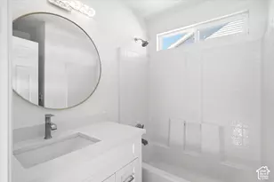 1045 W 400 S, Layton, UT 84041 - Photo 12