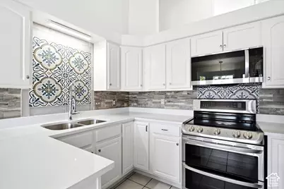 1045 W 400 S, Layton, UT 84041 - Photo 4