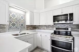 1045 W 400 S, Layton, UT 84041 - Photo 4