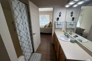 9476 S Hidden Point Dr W, Sandy, UT 84070 - Photo 18