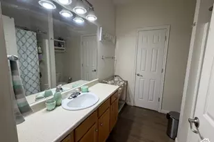 9476 S Hidden Point Dr W, Sandy, UT 84070 - Photo 16