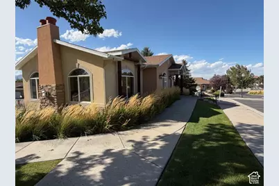 9476 S Hidden Point Dr W, Sandy, UT 84070 - Photo 36