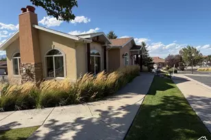 9476 S Hidden Point Dr W, Sandy, UT 84070 - Photo 36