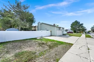 4743 W Harbor St, West Valley, UT 84120 - Photo 4