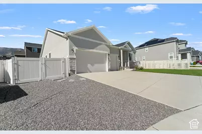 2869 S Drake Ave, Saratoga Springs, UT 84045 - Photo 2