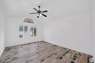 589 E Quinn Ct S, Ogden, UT 84404 - Photo 14