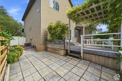 589 E Quinn Ct S, Ogden, UT 84404 - Photo 22