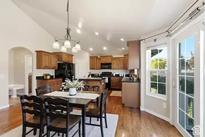 8322 S Birch Water Ln, West Jordan, UT 84081 - Photo 12