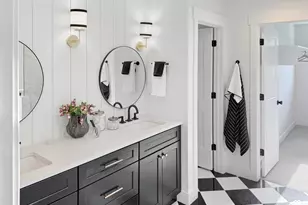 6988 W Sydney Peak Ln, West Jordan, UT 84081 - Photo 16
