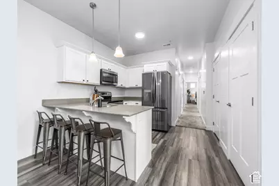 318 W 410 N, Vineyard, UT 84059 - Photo 10