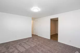 6155 W 4100 S, West Valley, UT 84128 - Photo 30