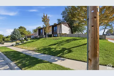 4550 S 2600 W, Roy, UT 84067 - Photo 2