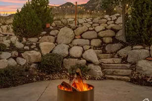 10819 S Lostwood Dr E, Sandy, UT 84092 - Photo 48