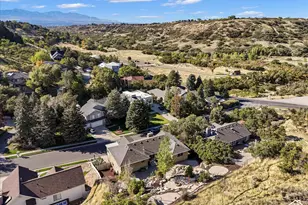 10819 S Lostwood Dr E, Sandy, UT 84092 - Photo 42