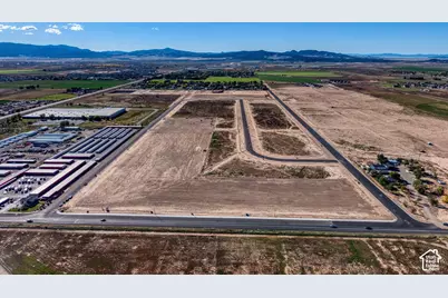 3247 W 750 N #32, Cedar City, UT 84721 - Photo 2