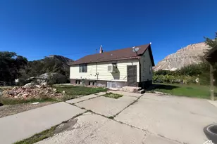 265 Roosevelt St, Helper, UT 84526 - Photo 26
