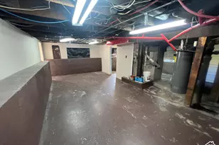 265 Roosevelt St, Helper, UT 84526 - Photo 22